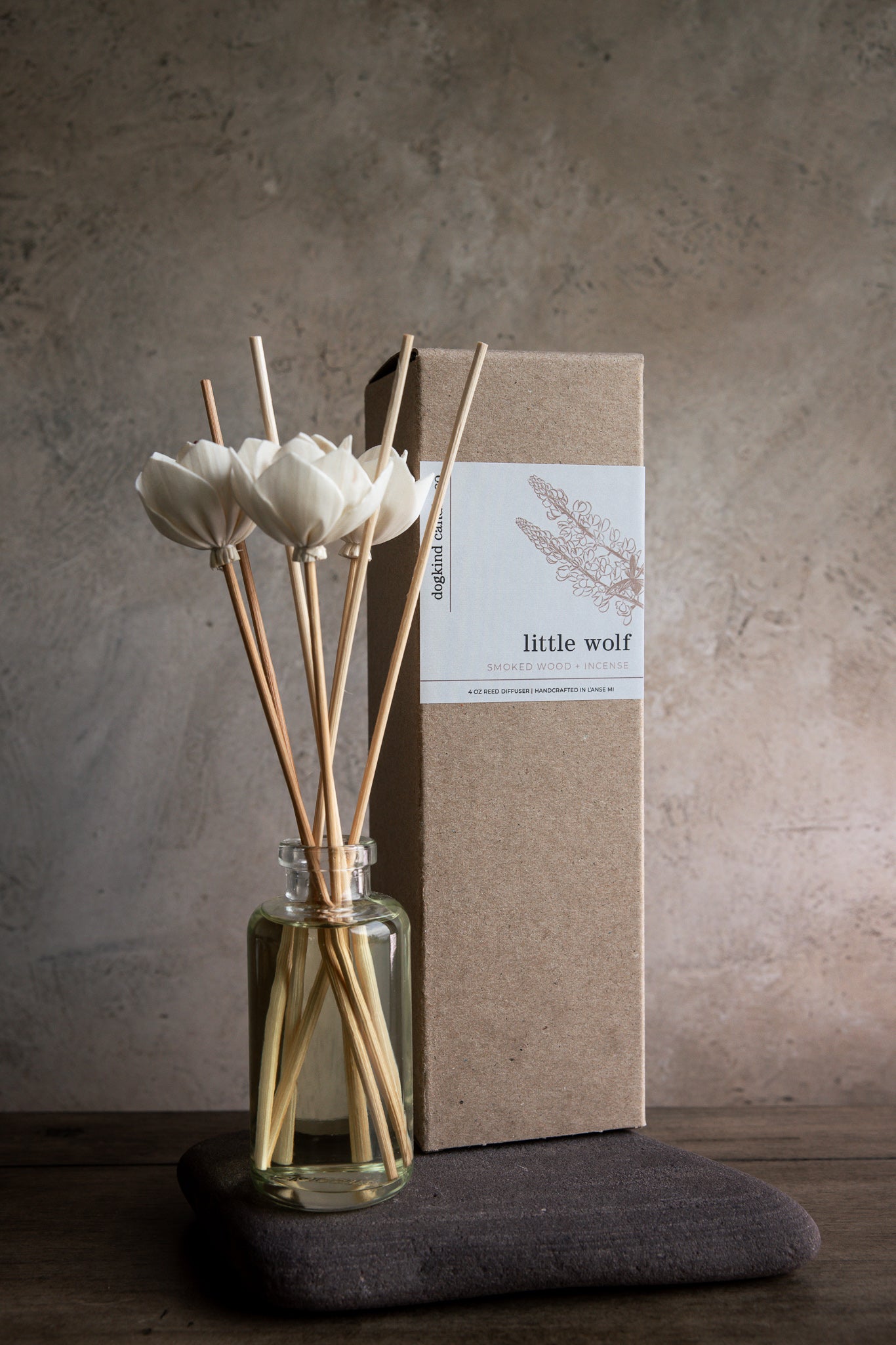 
                  
                    signature reed diffusers
                  
                
