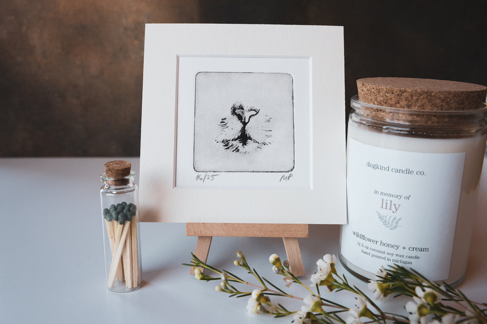 
                  
                    pet memorial + artwork gift box - customized
                  
                